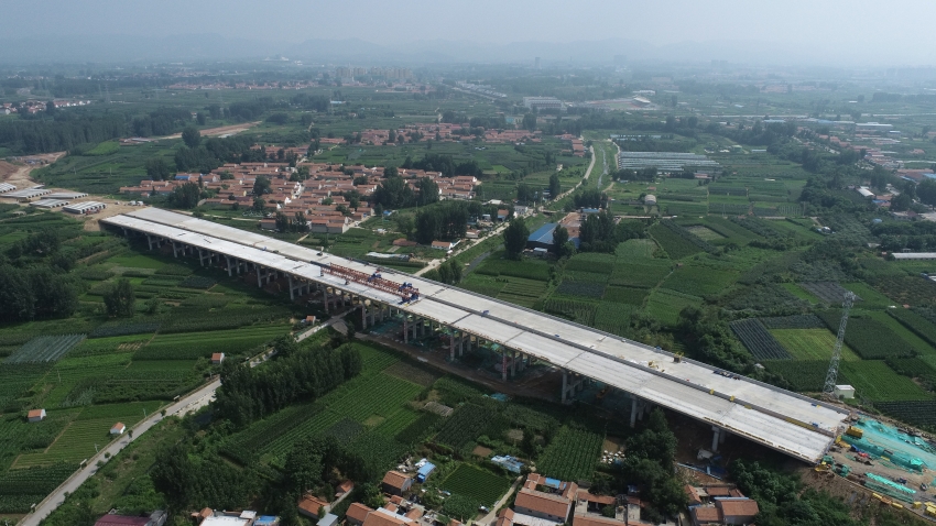 1741846627747400.jpg 以專(zhuān)業(yè)服務(wù)助力交通發(fā)展——北京恒誠信臨臨高速項目紀實(shí).jpg